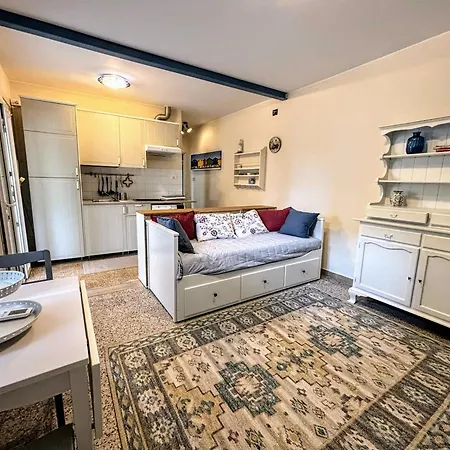 La Casina Al Mare - *